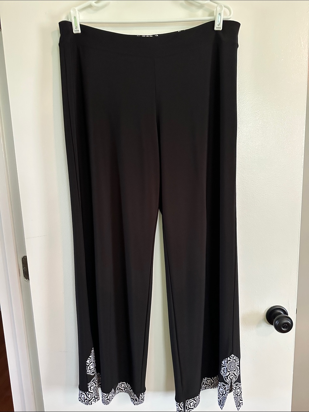 White House Black Market Black Wide-Leg Pants with Printed Hem Detail